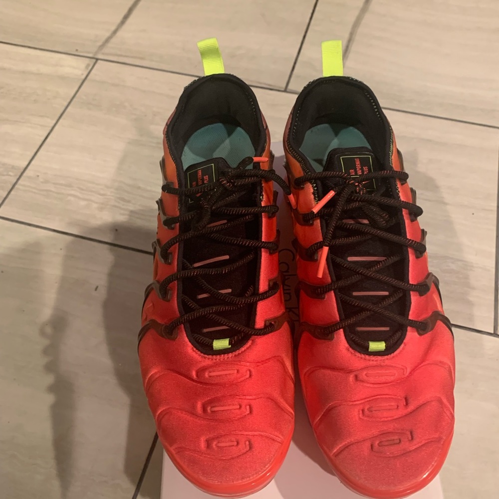 Nike Air VaporMax Plus “Flight Pack Black Pink”